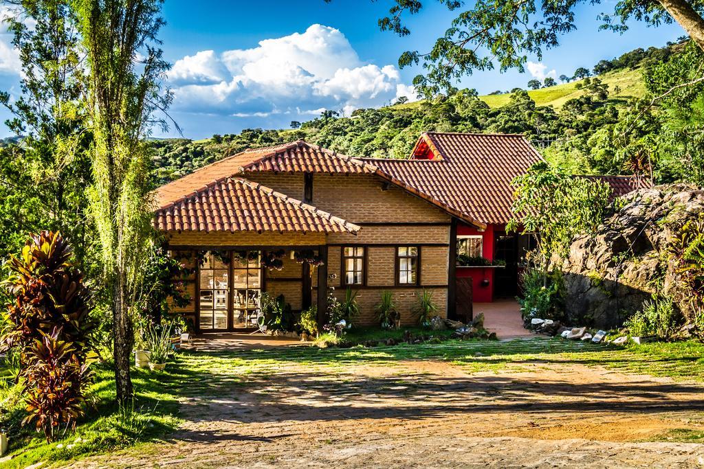 Encantos Do Vale Pousada E Spa Cultural Bueno Brandao Exterior photo
